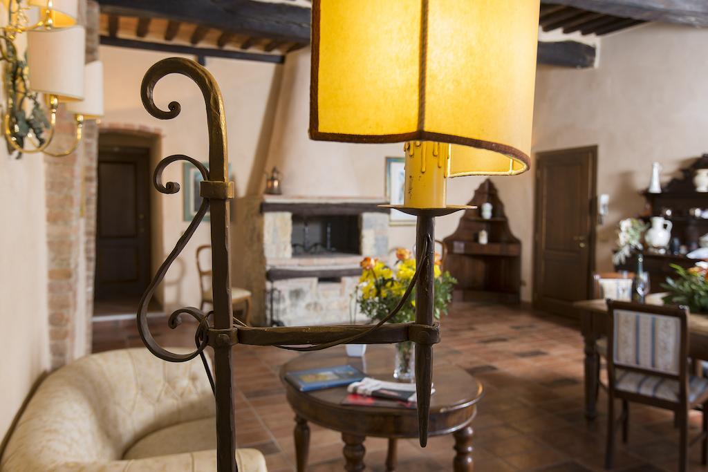 Camere Dentro Il Castello Монтериджони Екстериор снимка